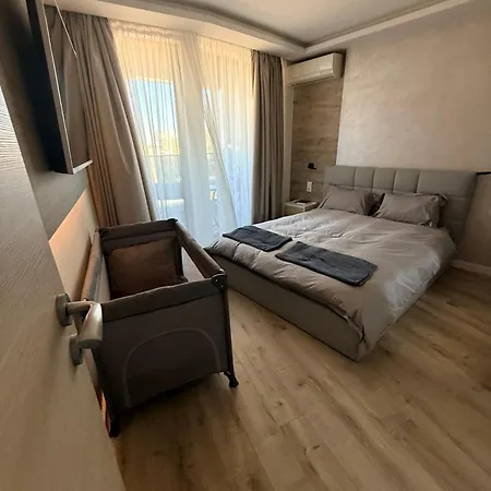 Delux 3 - модерен апартамент,2 спални,център * Plovdiv