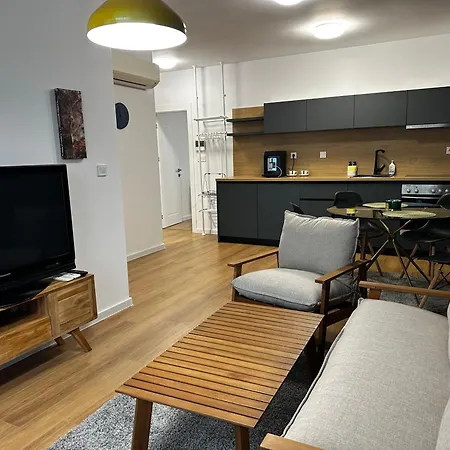 Apartamento Delux 3 - модерен апартамент,2 спални,център *