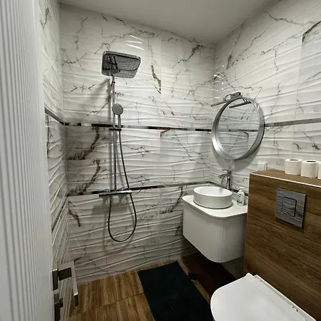 Delux 3 - модерен апартамент,2 спални,център * Plovdiv