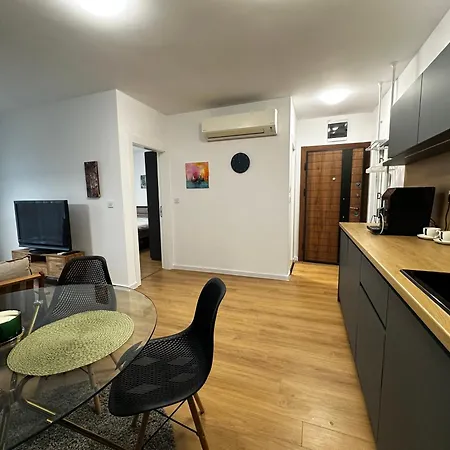 Apartamento Delux 3 - модерен апартамент,2 спални,център